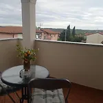 Lara Apartments
