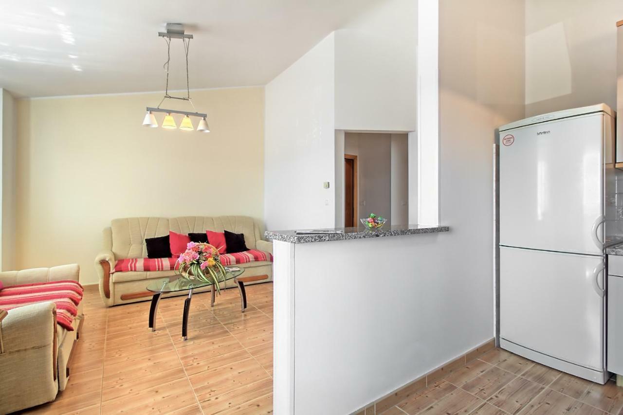 Apartman Lara *
