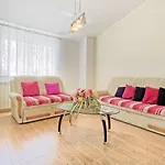 Lara Apartments